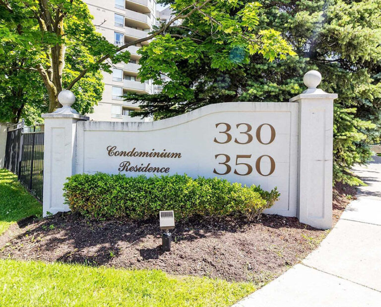 350 Rathburn Rd W 1107