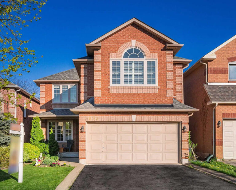 3836 Periwinkle Cres